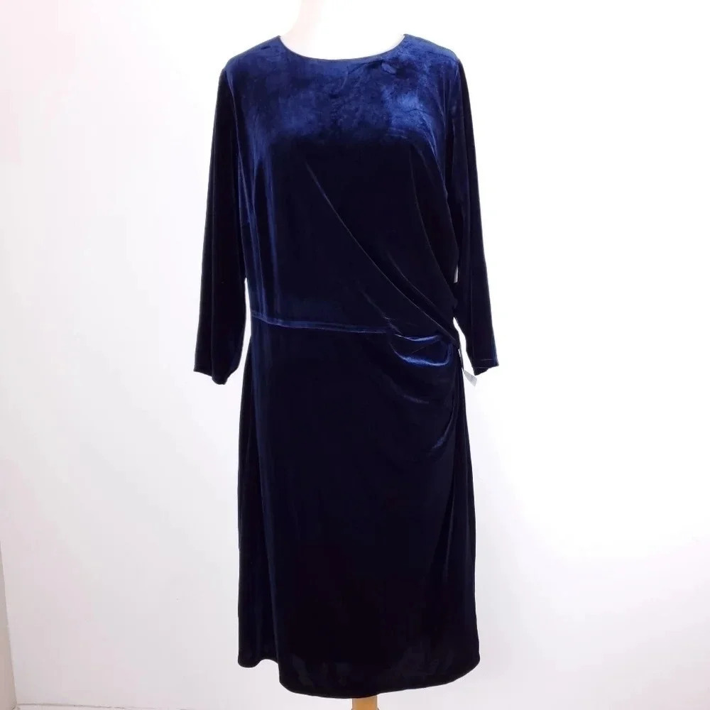 Eliza J Velvet Sheath Cocktail Dress in Navy 14W